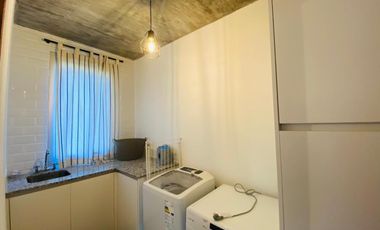 CASA EN VENTA CON TRES DORMITORIOS EN COSTA DEL ESTE CON PILETA - OPORTUNIDAD