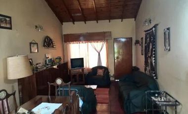 Chalet en venta en Monte Grande!!! 12 de Octubre 521.-