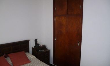 CASA EN VENTA EN SAN BERNARDO - TRES DORMITORIOS CON COCHERA A 200 METROS DEL MAR PLENO CENTRO