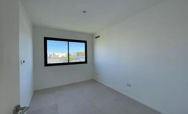 Casa en barrio Pilar Del Este - Santa Elena En Venta!