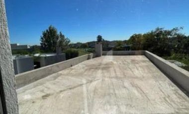 Casa en barrio Pilar Del Este - Santa Elena En Venta!