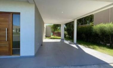 Casa en barrio Pilar Del Este - Santa Elena En Venta!