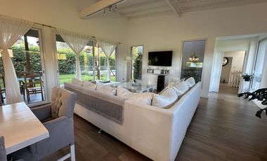 VENTA | CASA 4 AMBIENTES | RUMENCO