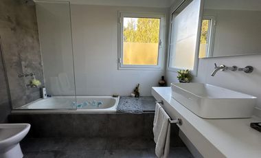 VENTA | CASA 4 AMBIENTES | RUMENCO