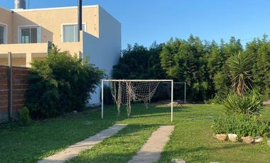 Casa venta - 3 dormitorios 1 baño - 750mts2 totales - Florencio Varela