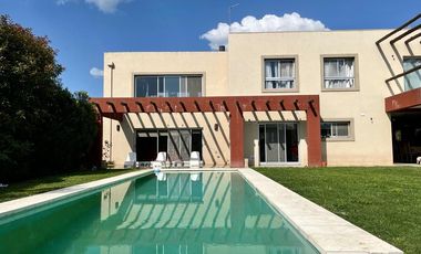 ALQUILER TEMPORAL, CASA, BARRIO EL CANTON, NORTE, LOTE al 900