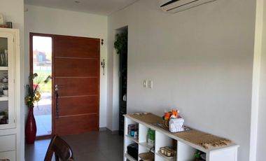 Casa en venta 4 Ambientes - El  Cantón