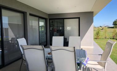 Casa en venta 4 Ambientes - El  Cantón