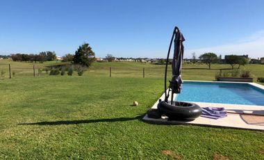 Casa en venta 4 Ambientes - El  Cantón