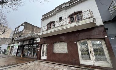 Casa, local comercial y galpon a la Venta en Wilde. Ideal Inversor Emprendimiento