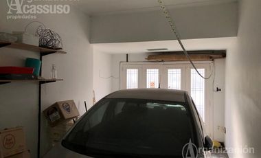 Casa Venta para Refaccionar - San Isidro -