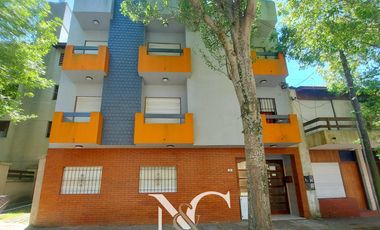 Departamento en  venta de 2 ambientes, gas natural, amoblado a 300 mts del mar