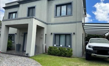 Casa en  VENTA