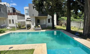 Casa en venta - Adrogué (Complejo Los Jardines)