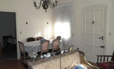 Casa - Lomas de Zamora Este