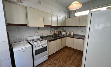 Propiedad departamentos ph con galpon y cochera a la Venta en Villa Dominico