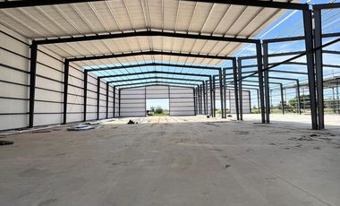 NAVE INDUSTRIAL EN POLO 52 - PARQUE INDUSTRIAL - ALQUILER