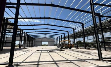 NAVE INDUSTRIAL EN POLO 52 - PARQUE INDUSTRIAL - ALQUILER
