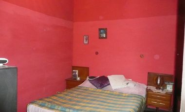 DOS CASAS SOBRE LOTE DE 10 X 29 - ADROGUE