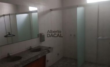 Local - La Plata