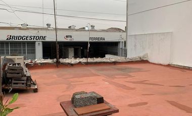Casa en venta - 2 Dormitorios 1 Baño - Cochera - 241Mts2 - Villa Lugano