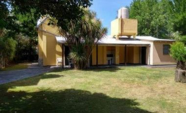 Casa en venta - 4 dormitorios 1 baño - 533mts2 - Miramar