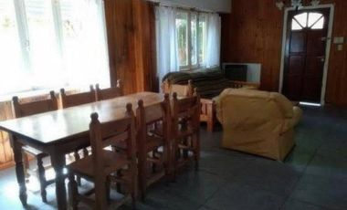 Casa en venta - 4 dormitorios 1 baño - 533mts2 - Miramar