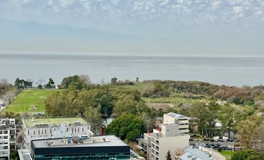 Olivos, Lindisimo Departamento en  Venta de 4 dormitorios, cochera y baulera