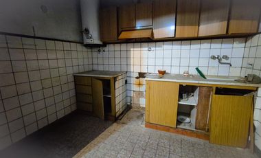 Casa en VENTA EN CASEROS-