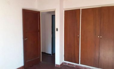 Casa en venta - 2 dormitorios 2 baños - Cochera - 337mts2 - El Faro, Mar del Plata