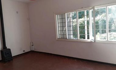 Casa en venta - 2 dormitorios 2 baños - Cochera - 337mts2 - El Faro, Mar del Plata