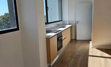 Venta y alquiler de departamento 4 ambientes con dependencia con cochera en Nordelta