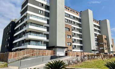 Venta y alquiler de departamento 4 ambientes con dependencia con cochera en Nordelta