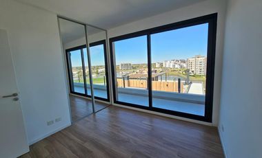 Venta y alquiler de departamento 4 ambientes con dependencia con cochera en Nordelta