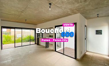 Casa de  Venta de Dos Dormitorios Frente al Colegio Joan Miro en Funes City