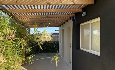 Casa en Venta con vista a espejo de agua Barrio El Canton Puerto Escobar