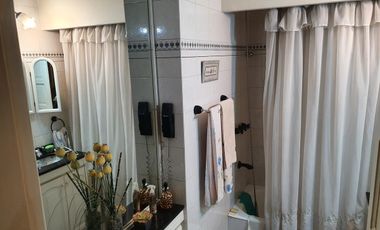 Casa de 4 ambientes con garaje y terraza en el centro de Quilmes