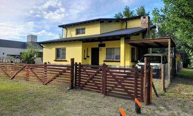 Casa de cuatro ambientes en venta en Costa del Este, Costa Atlantica