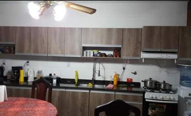 Casa en venta - 4 dormitorios 2 baños - 135mts2 - San Bernardo Del Tuyú