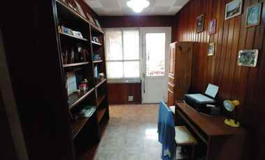 Casa VENTA 3 dormitorios 2 baños - 485mts2 totales - Monte Chingolo