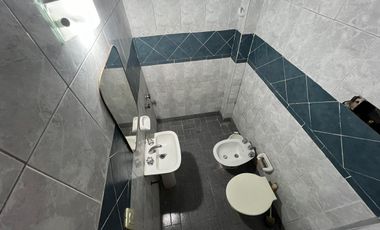 Duplex 5 ambientes a dos cuadras del mar en Costa Azul