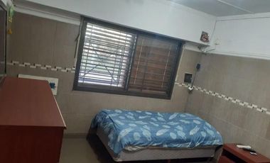 Casa venta - 4 dormitorios 2 baños - 283mts2 totales - Glew