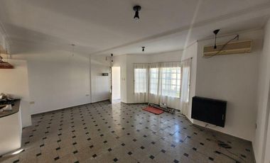 DUPLEX EN VENTA LA PLATA 2 DOR. 15 524 Y 524 BIS