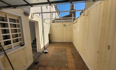 DUPLEX EN VENTA LA PLATA 2 DOR. 15 524 Y 524 BIS