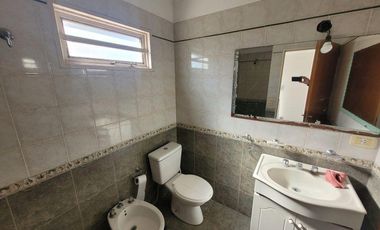 DUPLEX EN VENTA LA PLATA 2 DOR. 15 524 Y 524 BIS