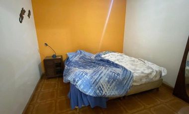 Chalet 4 ambientes con pileta y quincho en Barrio Lopez de Gomara