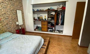 Chalet 4 ambientes con pileta y quincho en Barrio Lopez de Gomara