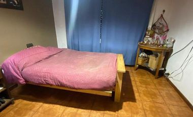 Chalet 4 ambientes con pileta y quincho en Barrio Lopez de Gomara