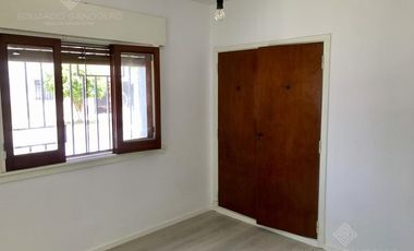 RETASADA - Venta Urgente x Viaje - Apto Crédito - IMPECABLE!!!