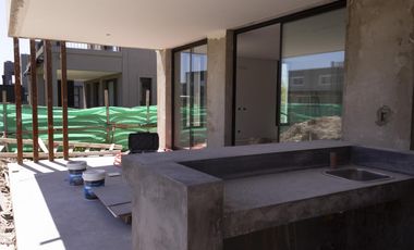 Casa en venta 5 ambientes en Araucarias, Puertos del Lago